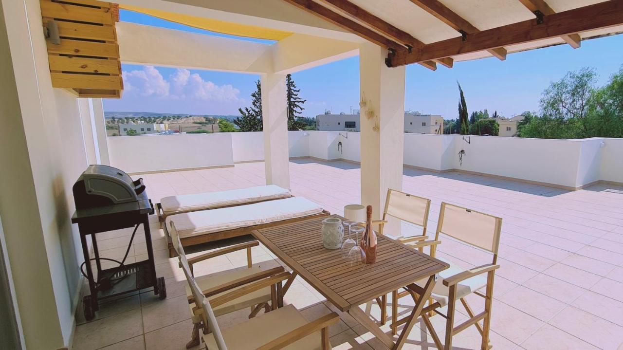 Stay Sunny Palms Apartment Voroklini Exterior photo