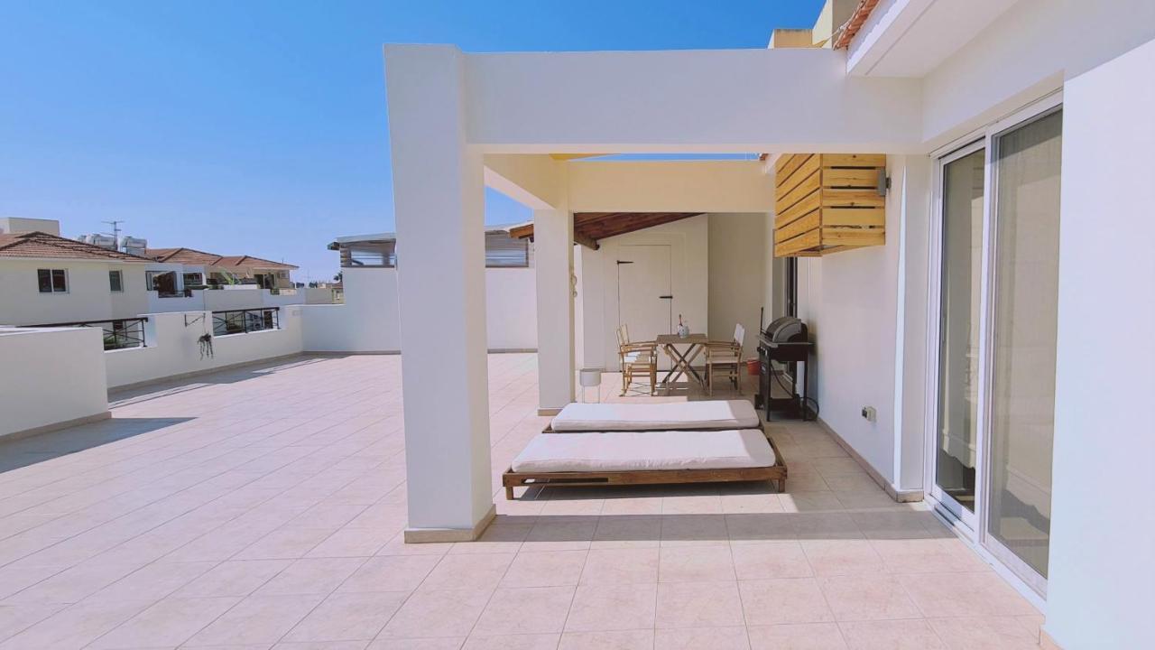 Stay Sunny Palms Apartment Voroklini Exterior photo
